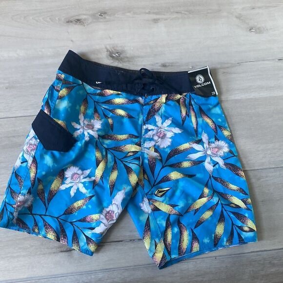 VOLCOM Beach Bunch Mens Volley Shorts Blue Combo 28 Nwt - Picture 3 of 5